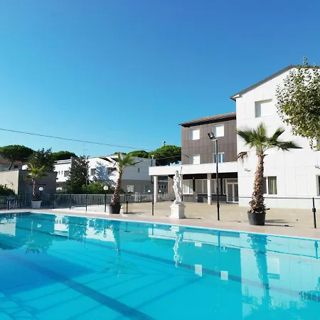 Color Perla Village Hotell 3*