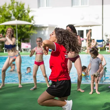 Hotell Color Perla Village 3*