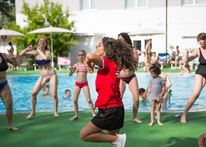 Hotell Color Perla Village 3*