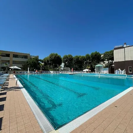 Szálloda Color Perla Village 3*